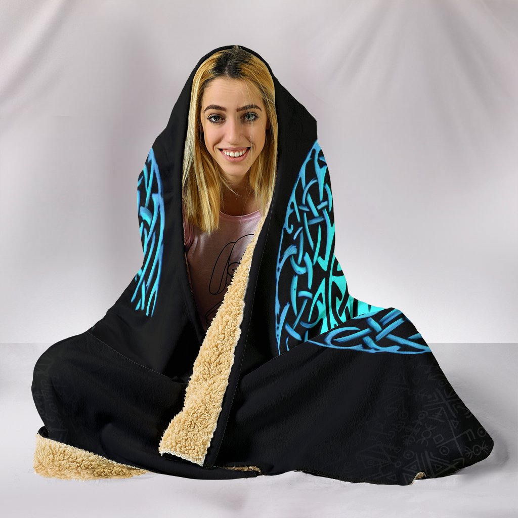 Viking Hooded Blanket - Fenrir Norse Wolf A31